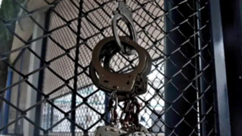 Dos hombres capturados en Bogotá por movilizarse en vehículo robado