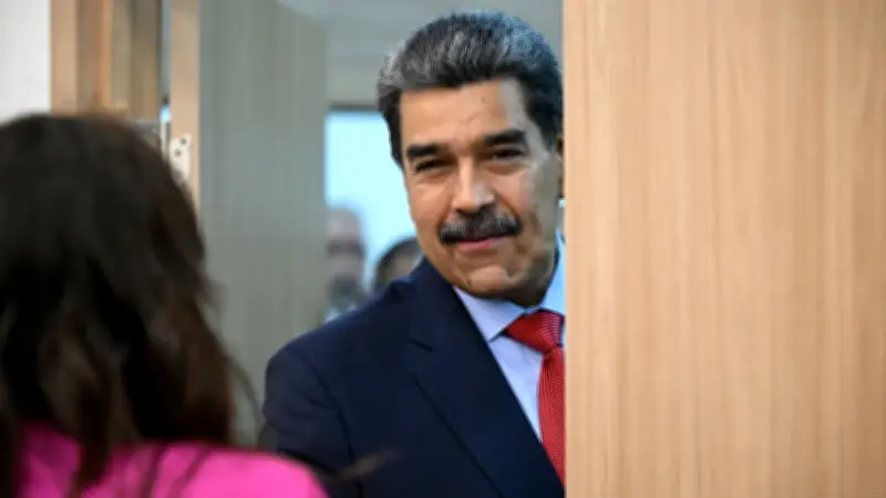 EE.UU. autoriza pagar defensa de Maduro con fondos públicos venezolanos