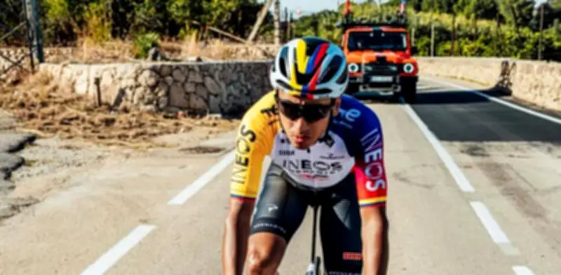 Egan Bernal retoma entrenamientos en Bogotá tras problemas de salud que frenaron su temporada