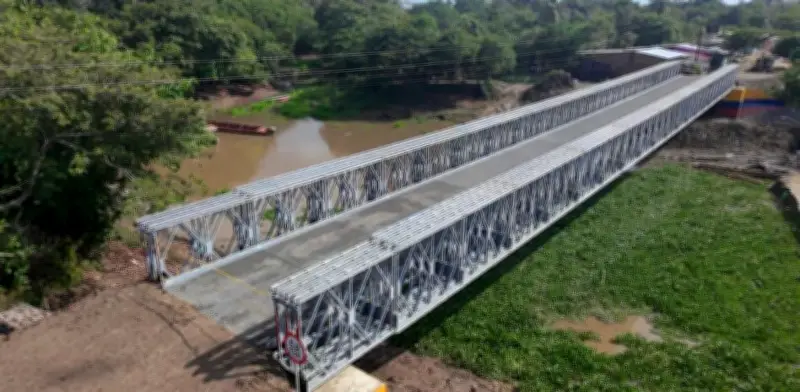 Ejército instala puente militar que conecta La Mojana sucreña tras años de aislamiento