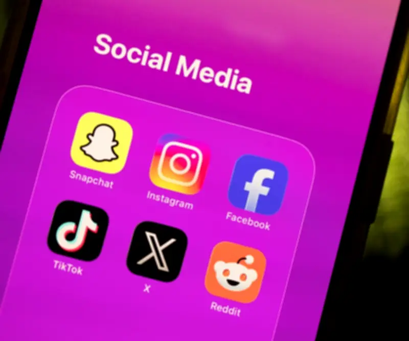 El fenómeno 'Posting Zero': por qué cada vez más personas dejan de subir fotos a redes sociales