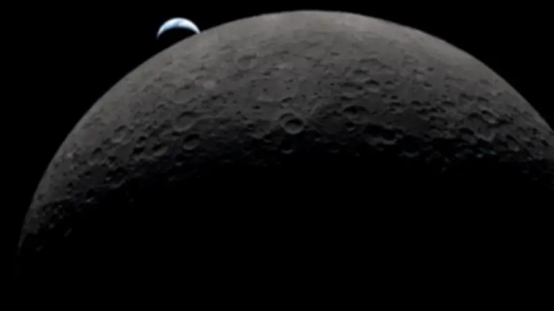 El lado oculto de la Luna: del silencio absoluto a la exploración humana