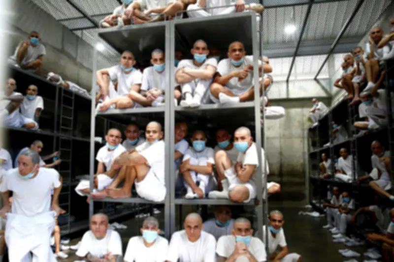 El Salvador inicia juicio masivo contra líderes de la Mara Salvatrucha