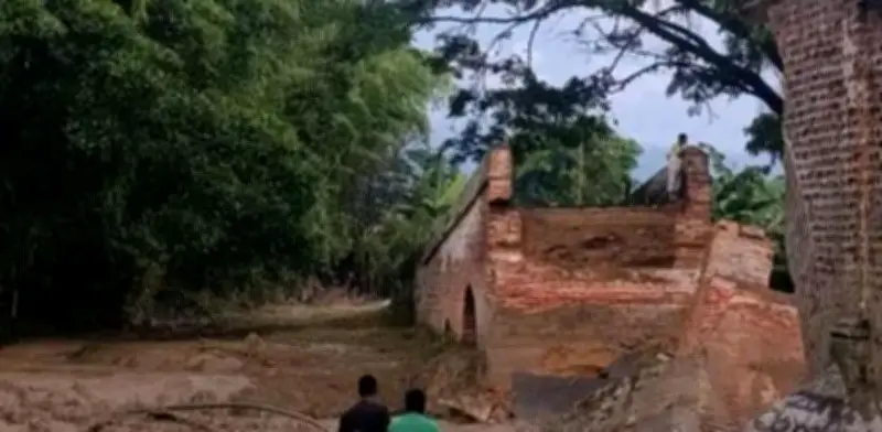 Emergencias en Cauca por lluvias: colapsa puente histórico de 250 años y alerta máxima en Quilichao