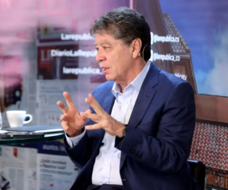 Empresarios de Ecuador y Colombia urgen diálogo presidencial ante aumento de aranceles