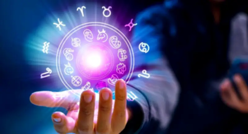 Energía astral del lunes impulsa proyectos y claridad emocional en los signos zodiacales