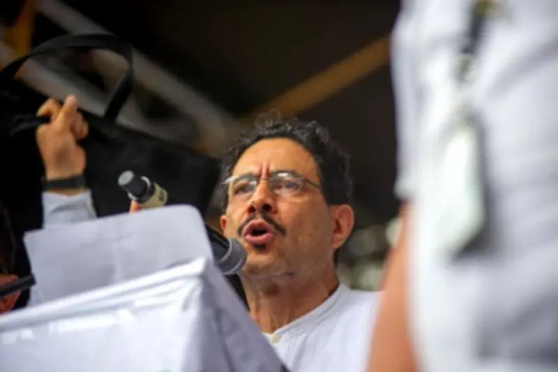 Escándalo electoral: viceministro TIC promueve a Cepeda en WhatsApp según denuncia