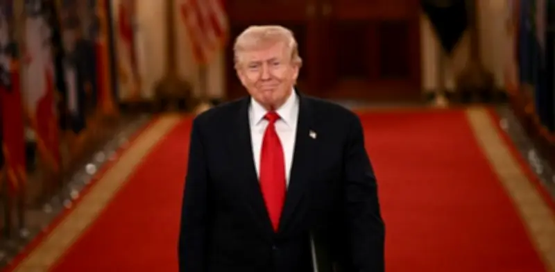 Estados Unidos impone aranceles de hasta 100% a medicamentos importados para fomentar producción nacional