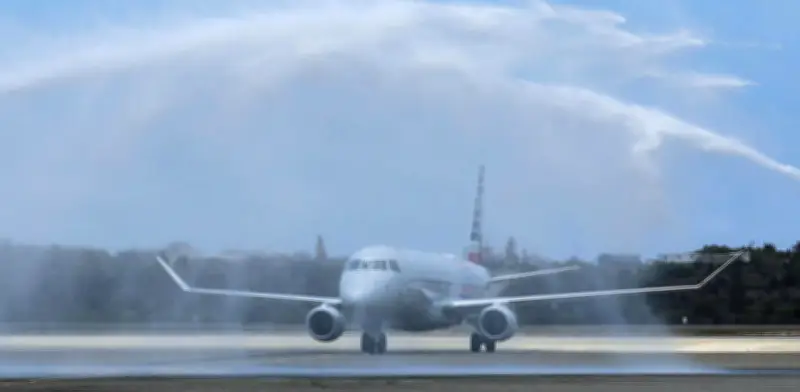 Estados Unidos y Venezuela retoman conexión aérea tras siete años