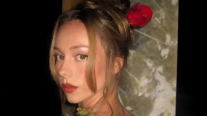 Ester Expósito rompe el silencio sobre su relación con Kylian Mbappé tras ser abordada