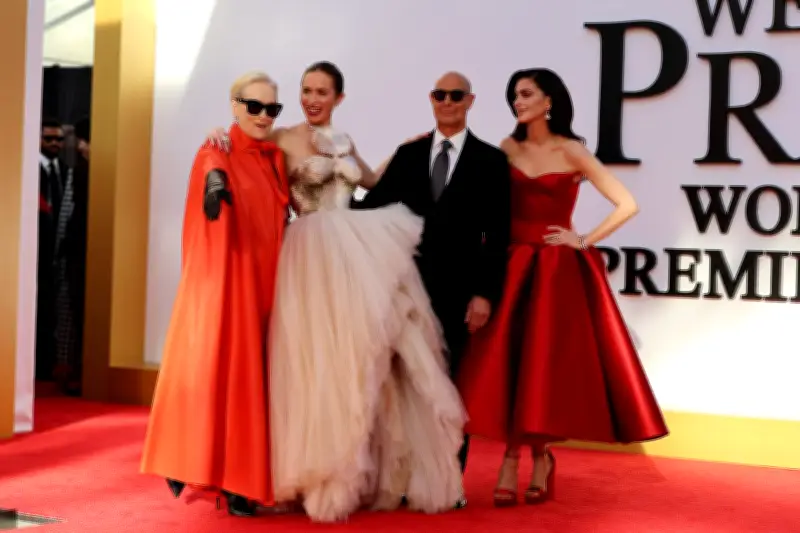 Estrellas de 'El Diablo Viste de Prada' brillan en estreno de secuela en Nueva York