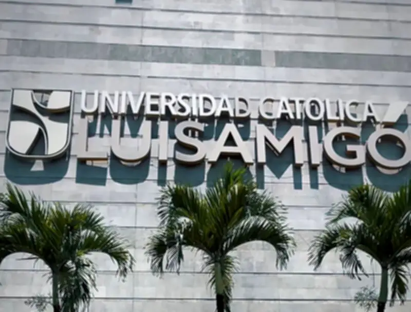 Estudiantes de la Universidad Católica Luis Amigó protestan por presunto abuso sexual en campus