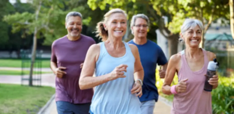 Estudio de Yale revela que la vejez puede ser etapa de mejora física y cognitiva