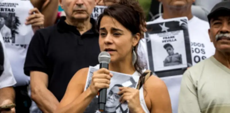 Exfuncionaria chavista detenida denuncia autoritarismo creciente en Venezuela