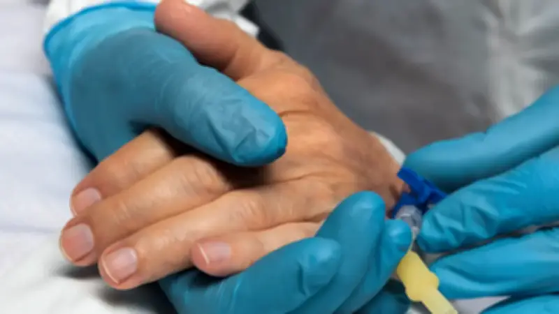 Exfutbolista Norberto Peluffo enfrenta diagnóstico de cáncer de colon con positivismo