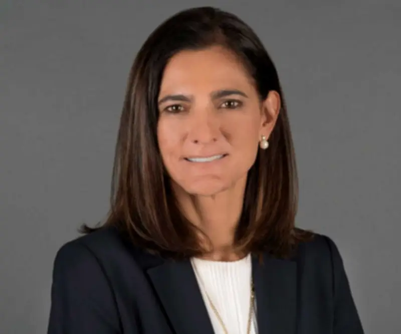 Exministra Ángela María Orozco asume como vicepresidenta corporativa de Avianca