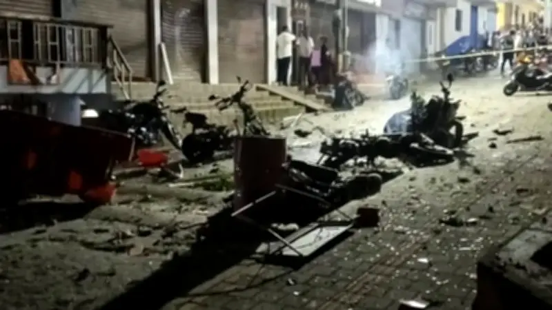 Explosión en Briceño, Antioquia, deja a un policía herido en zona urbana