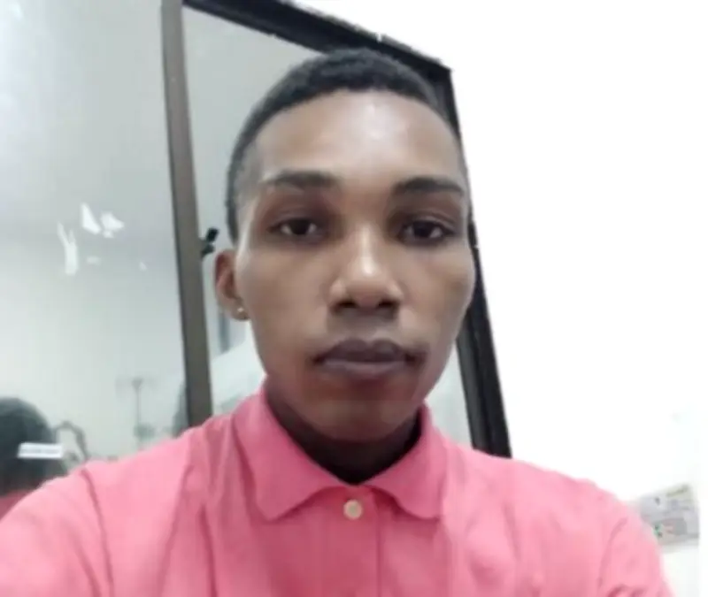 Familia denuncia negligencia tras hallar a joven muerto en morgue 17 días después