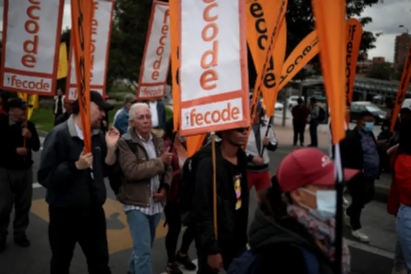 Fecode convoca paro nacional docente por crisis en salud y derechos laborales
