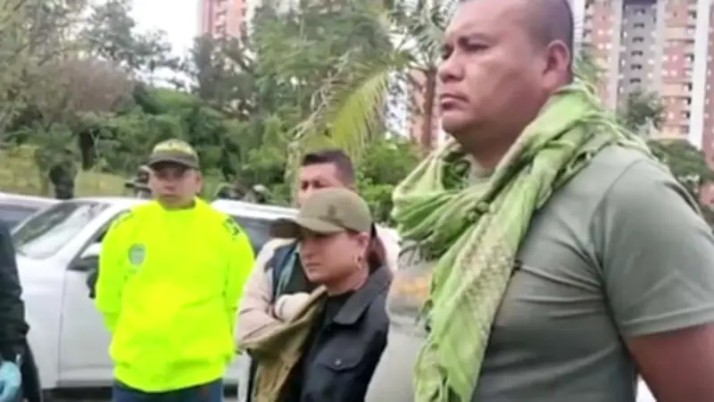 Fiscalía mantiene suspensión de captura contra alias Calarcá por 15 días más