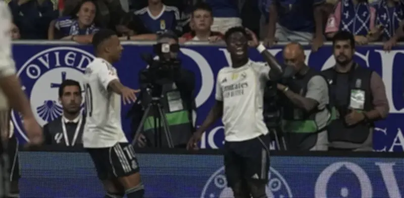 Florentino Pérez asume personalmente el futuro de Vinícius en el Real Madrid