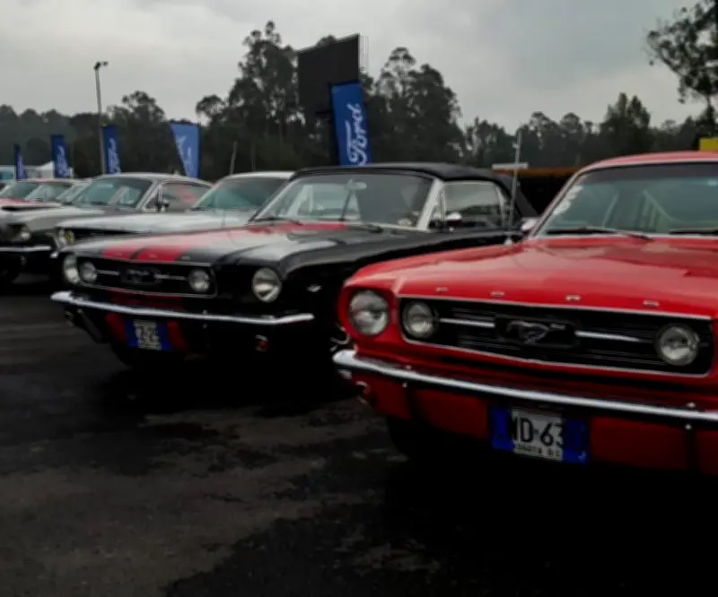 Ford Racing llega oficialmente a Colombia con tecnología de competición para vehículos comerciales