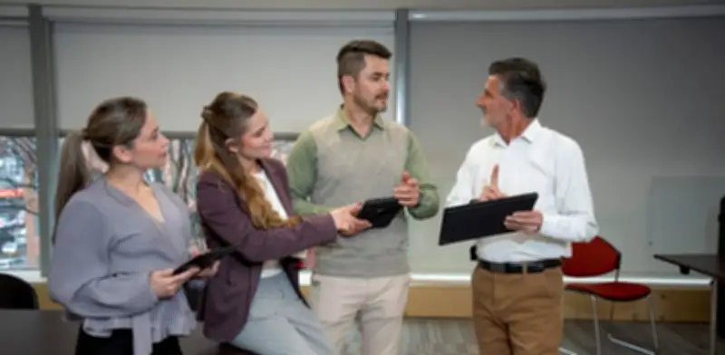 Formación laboral continua: la estrategia clave para reducir la alta rotación en empresas colombianas