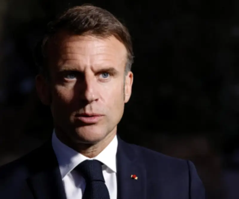 Francia duplica subsidios a 10.000 millones de euros para impulsar la electricidad