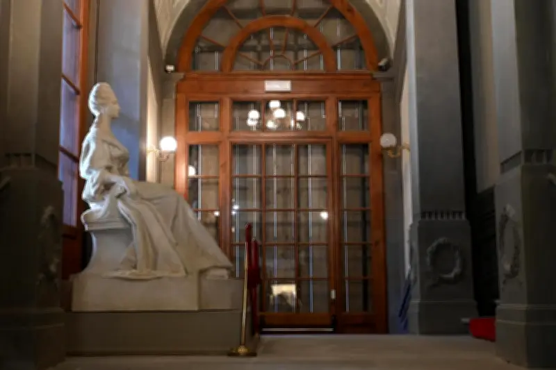 Galería Uffizi de Florencia niega robo de datos tras ciberataque y aclara traslado de joyas