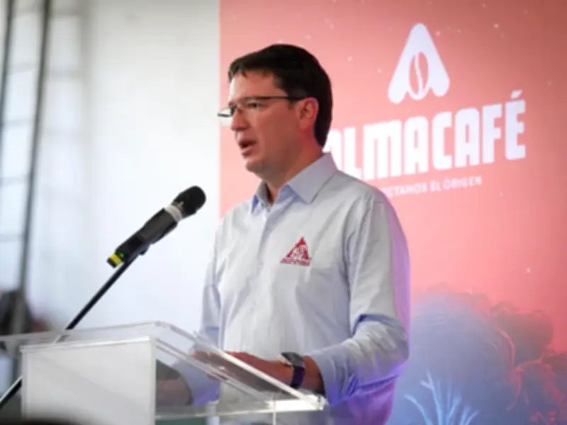 Gerente de Cafeteros responde a críticas de Petro sobre manejo del sector cafetalero