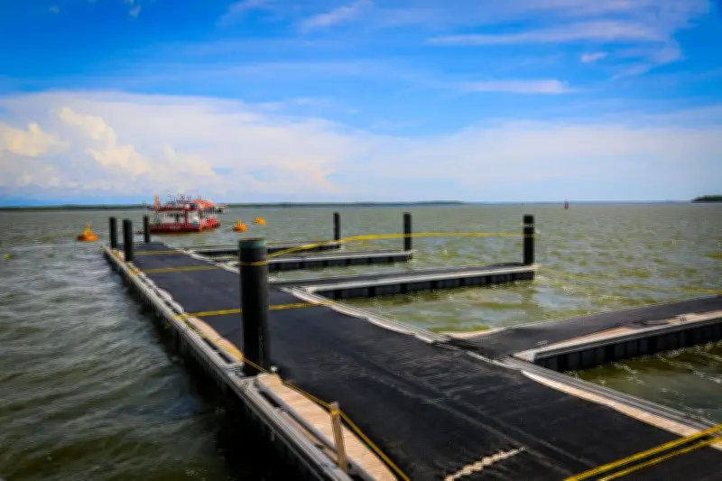 Gobernación del Valle integra comunidad para operación de nuevo embarcadero en Buenaventura