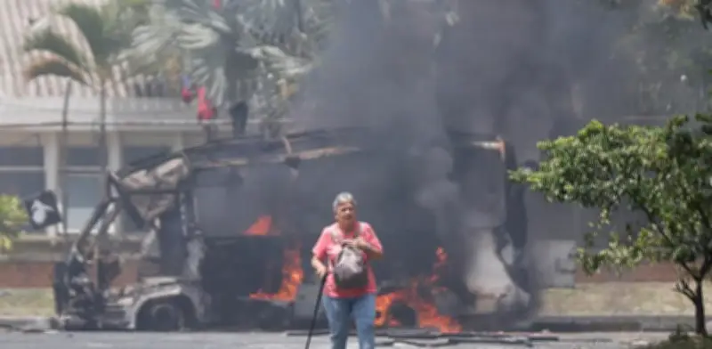 Gobernadora del Valle pide erradicar economía ilegal tras atentado en Cali