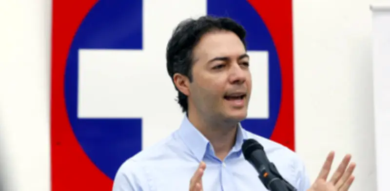 Gobierno nombra a Daniel Quintero como superintendente de Salud pese a críticas