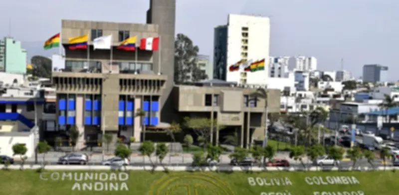 Gobierno Petro evalúa ingreso pleno a Mercosur tras escalada arancelaria de Ecuador