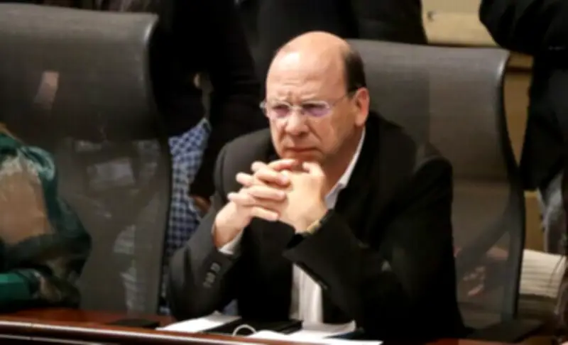 Gobierno prepara nueva reforma tributaria por $16 billones tras caída del decreto de emergencia