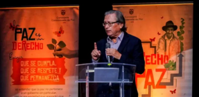 Gobierno y Coordinadora Nacional Ejército Bolivariano suspenden séptimo ciclo de diálogos de paz