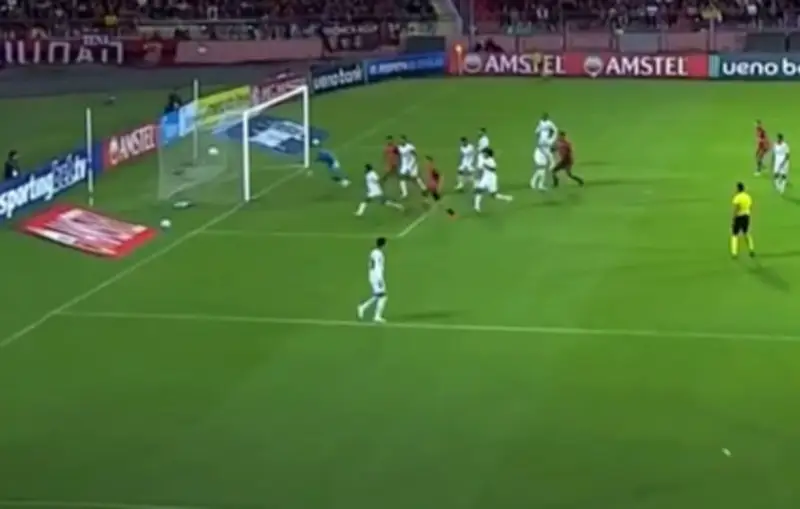 Gol polémico en Copa Sudamericana: ¿Olímpico o autogol en Cuenca vs Santos?