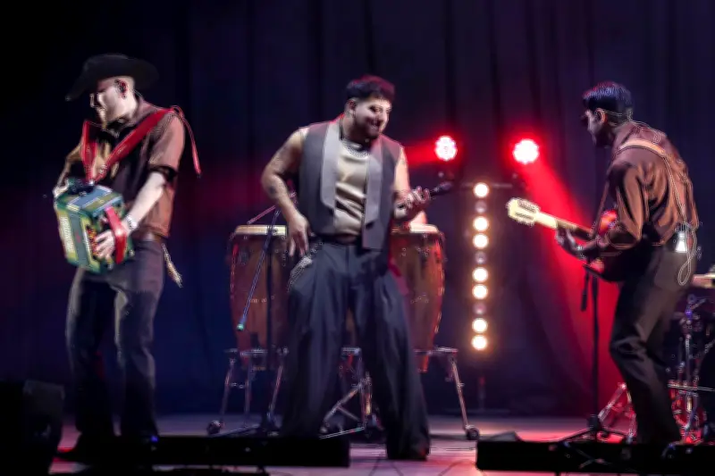 Grupo Frontera desembarca en Bogotá con su tour 'Triste pero bien c*brón' para cantar al desamor