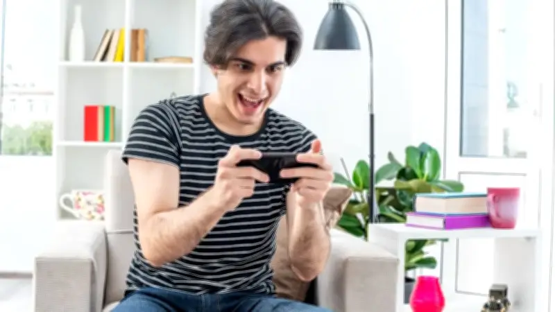 Guía para elegir el mejor celular gama media para videojuegos en 2026