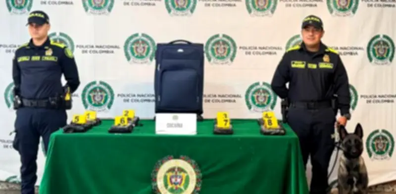 Hallan maleta con 8,7 kilos de cocaína en El Dorado: incluía dos GPS para rastreo