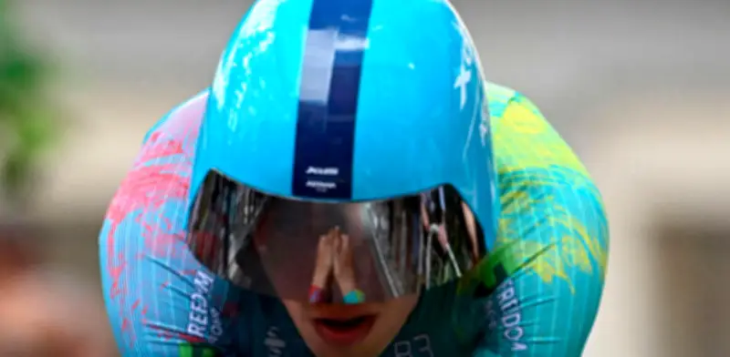 Harold Tejada brilla en contrarreloj del País Vasco: Paul Seixas gana etapa y liderato