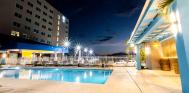 Hilton expande su presencia en América Latina con hoteles aeroportuarios y proyectos en el Caribe