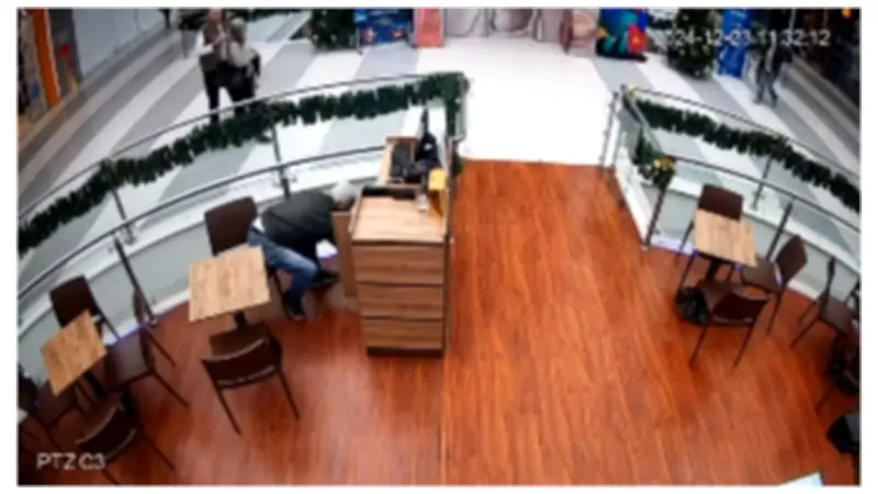 Hombre de cabello blanco protagoniza múltiples robos en Aeropuerto El Dorado de Bogotá