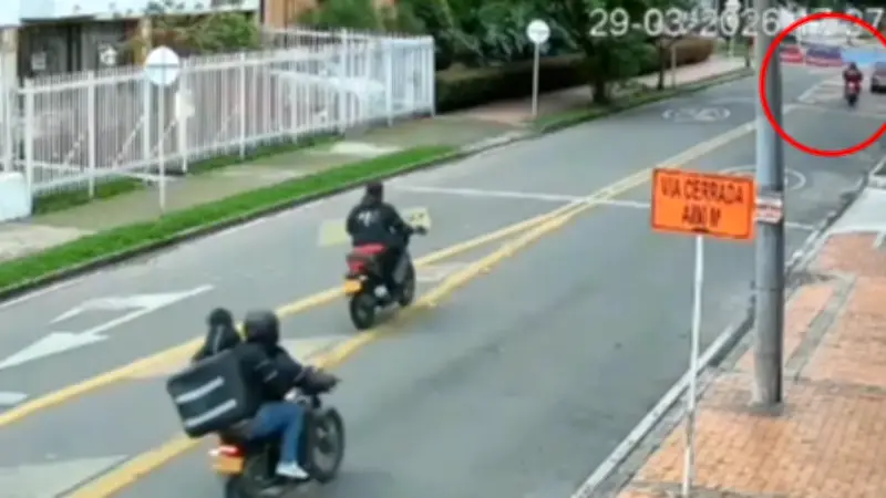 Horda de repartidores ataca a conductor tras reclamo vial en el norte de Bogotá