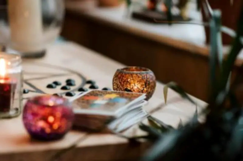 Horóscopo Semanal: Predicciones de Tarot para Todos los Signos