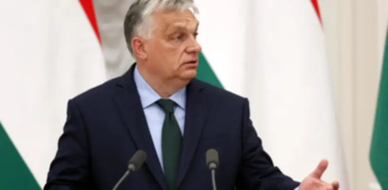 Hungría decide el futuro de Orbán en elecciones que prueban la resistencia democrática