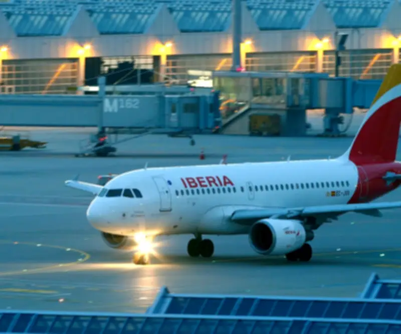 Iberia reanuda vuelos a Venezuela con cuatro frecuencias semanales tras suspensión