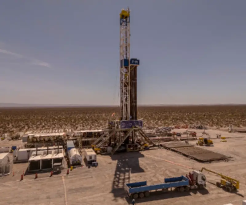 Incentivos de Milei impulsan el yacimiento Vaca Muerta en Argentina