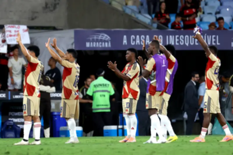 Independiente Medellín despide a su entrenador Alejandro Restrepo tras casi dos años