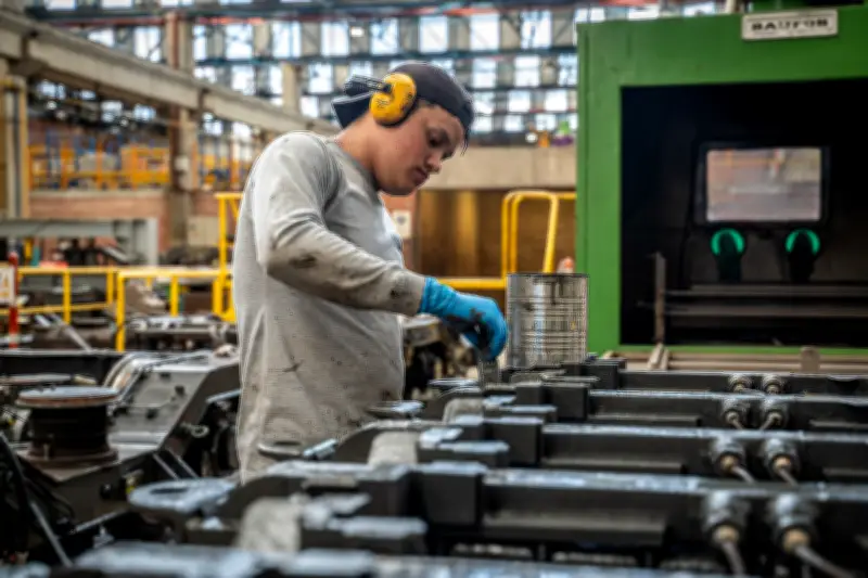 Industria colombiana registra crecimiento cero en febrero de 2026 según DANE